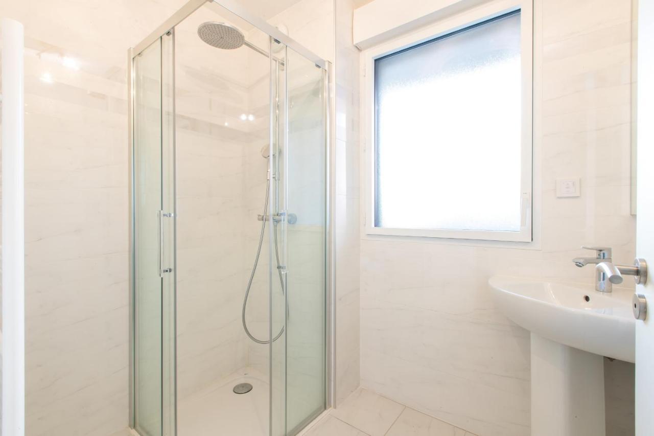 Renovated 2-Br Apartment With Terrace And Pool Cannes Exterior photo