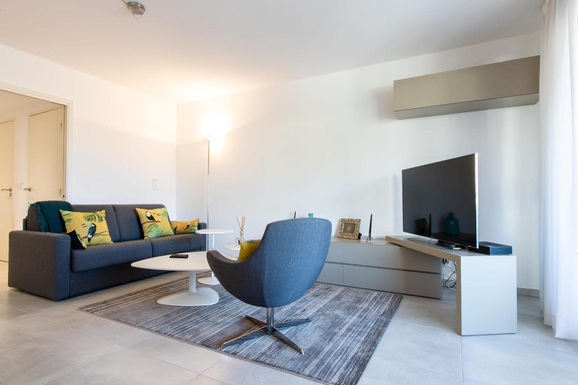 Renovated 2-Br Apartment With Terrace And Pool Cannes Exterior photo